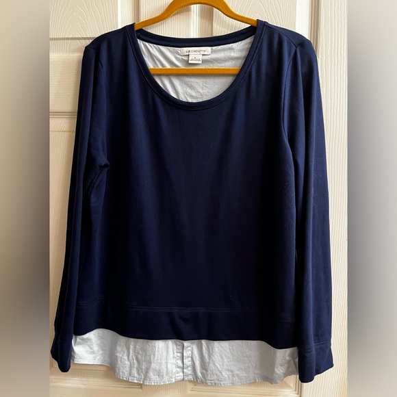 Liz Claiborne Tops - Liz Claiborne~Navy ~Blue Long Sleeve Top with  light blue Layer~Lg